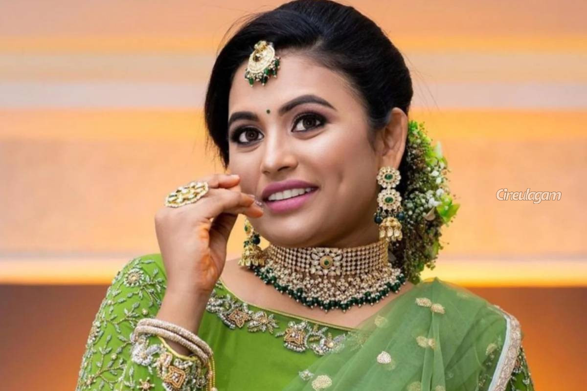 நான் குட்டை உடை அணிந்த புகைப்படம் வெளியானதும் அவ்ளோ பிரச்சனை... சீரியல் நடிகை பரீனா ஆசாத் | Actress Farina Azad About Problems She Faces