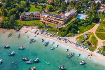 යුද උණුසුම මැද ජාත්‍යන්තර‍යේ දැඩි අවධානය ලංකාවට - පැය 24ම ආරුගම් බොක්ක ප්‍රදේශයට දැඩි ආරක්ෂාවක්