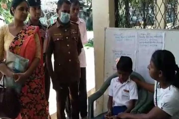 ශිෂ්‍යත්වය අතරතුර හදිසි අනතුරකට මුහුණදුන් පුංචි පුතුට පිහිටවු පොලිස් මාමා..