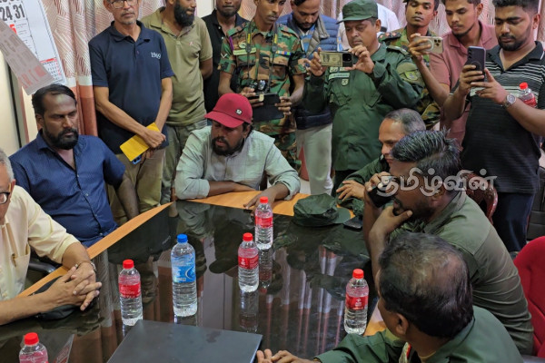 மூதூரில் அனர்த்த நிலைமை சீரமைப்பு - அமைச்சர் சுனில் ஹந்தும்நெத்தி வழங்கியுள்ள உறுதி | Disaster Recovery Muthur Handum Nethi Confirmed மூதூரில் அனர்த்த நிலைமை சீரமைப்பு - அமைச்சர் சுனில் ஹந்தும்நெத்தி வழங்கியுள்ள உறுதி | Disaster Recovery Muthur Handum Nethi Confirmed