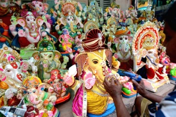 விநாயகர் சிலை வாங்கும் போது இதெல்லாம் கவனிக்க மறந்துடாதீங்க