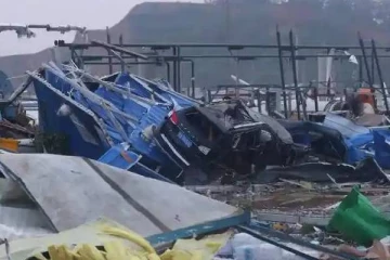 சீனாவில் ஏற்பட்ட சூறாவளி தாக்குதலில் 12 பேருக்கு நேர்ந்த சோகம்!