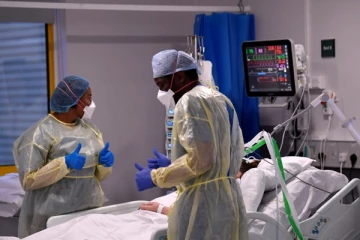 பிரித்தானியாவில் முழுமையாக தடுப்பூசி பெற்றுக்கொண்ட பலர் டெல்டா தொற்றினால் பாதிப்பு!