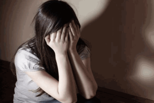 யாழில் பெண் கடற்படை சிப்பாயை பலாத்காரம் செய்த சக சிப்பாய் | Fellow Soldier Rapes Female Naval Soldier Jaffna
