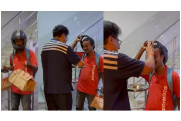 4 மணி நேரம் தாமதமாக வந்த டெலிவரி பாய்; பாட்டுப்பாடி ஆரத்தி எடுத்து வரவேற்ற நபர் - வைரலாகும் வீடியோ