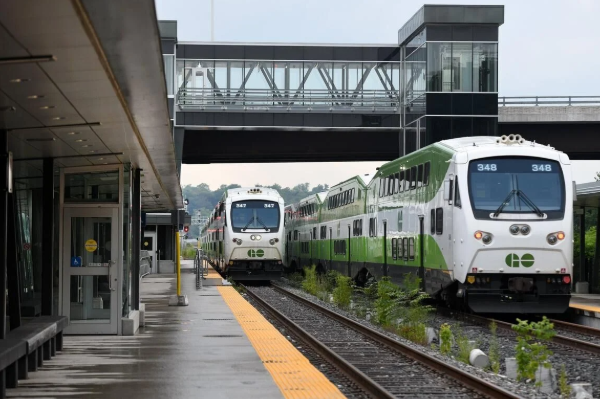 ஒன்றாரியோவில் லேக்சோர் கிழக்கு தொடரி வழித்தடத்தில் கோ தொடரிச் சேவை அதிகரிப்பு | Increased Co Train Service Lakeshore East Route