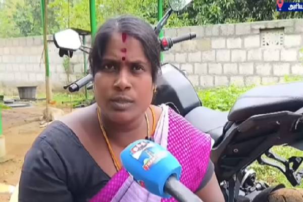 ஏழைங்கன்னா இந்த வண்டி வாங்கி ஓட்ட கூடாதா? கொந்தளித்த வைரல் இளைஞனின் தாய்! | Ariyalur Viral Ktm Bike News ஏழைங்கன்னா இந்த வண்டி வாங்கி ஓட்ட கூடாதா? கொந்தளித்த வைரல் இளைஞனின் தாய்! | Ariyalur Viral Ktm Bike News