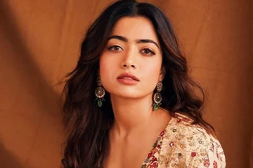 ராஷ்மிகா மந்தனாவின் தாய், தந்தையை பார்த்த்துள்ளீர்களா.. இதோ புகைப்படத்தை நீங்களே பாருங்க