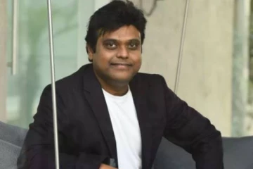 இசையமைப்பாளர் ஹாரிஸ் ஜெயராஜின் அம்மாவை பார்த்துள்ளீர்களா?- அவரே வெளியிட்ட லேட்டஸ்ட் க்ளிக்