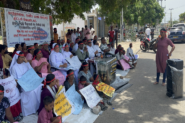 வடக்கு மாகாணத்தில் ஆழ வேரூன்றும் பாகிஸ்தானியர் : இந்தியாவிற்கு ஏற்பட்டுள்ள கவலை | Pakistanis In North South Indian Sources Concerned வடக்கு மாகாணத்தில் ஆழ வேரூன்றும் பாகிஸ்தானியர் : இந்தியாவிற்கு ஏற்பட்டுள்ள கவலை | Pakistanis In North South Indian Sources Concerned