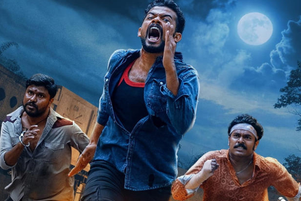 நெல்லிக்கம்போயில் நைட் ரைடர்ஸ்: திரை விமர்சனம் | Nellikkampoyil Night Riders Movie Review நெல்லிக்கம்போயில் நைட் ரைடர்ஸ்: திரை விமர்சனம் | Nellikkampoyil Night Riders Movie Review