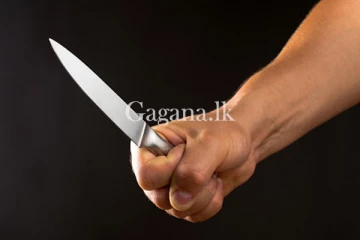 ගාල්ලේ පාසලක පිහි ඇනුමක්.