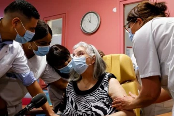 2வது டோஸ் போட்டு எத்தனை நாட்டுகளுக்கு பிறகு பூஸ்டர் போடலாம்? பிரான்ஸ் உயர் சுகாதார ஆணையம் முக்கிய தகவல்