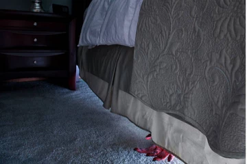 கட்டிலுக்கு கீழே மறந்தும் கூட இத வெச்சுடாதீங்க...இந்த விளைவுகளை சந்திக்க நேரிடும்!