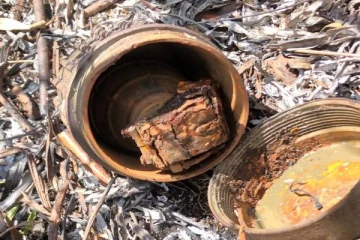 மட்டக்களப்பு பனிச்சையடி காட்டு பகுதியில் கைகுண்டு மீட்பு (Photos)