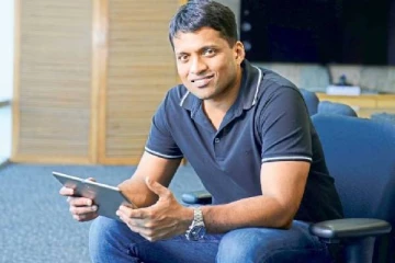 அடுத்தடுத்து நெருக்கடி... ஒரே ஆண்டில் ரூ 29,600 கோடியை இழந்த இந்தியாவின் பெரும் கோடீஸ்வரர்களில் ஒருவர்