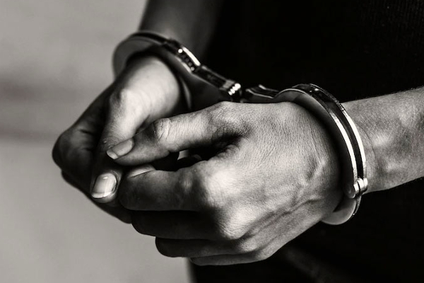 யாழில் சிக்கிய மன்னர் வியாபாரி | Drug Peddler Arrested