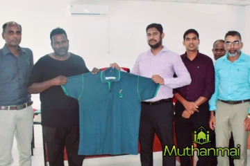 கல்முனை மாநகர சுகாதார தொழிலாளர்களுக்கு புதிய சீருடை