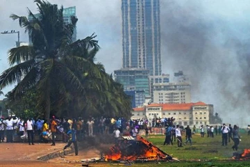 காலிமுகத்திடல் தாக்குதல் சம்பவம் தொடர்பில் மேலும் ஐவர் கைது