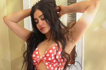 நடிகை அடா சர்மா செம ஹாட் படுக்கையறை போட்டோஷூட்