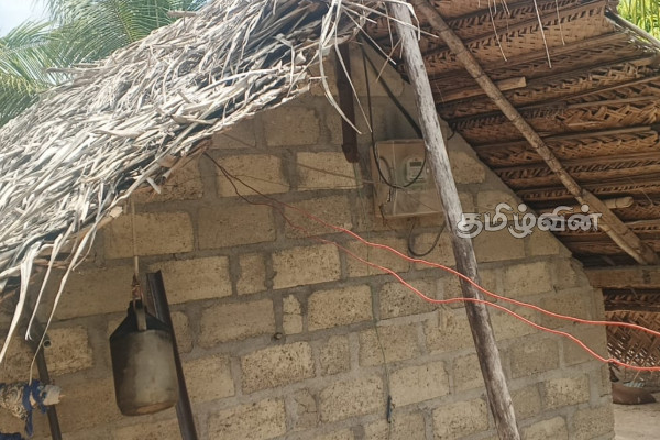 மட்டக்களப்பில் மின்சாரம் தாக்கிய ஒருவர் பலி | Person Dies Being Electrocuted In Batticaloa