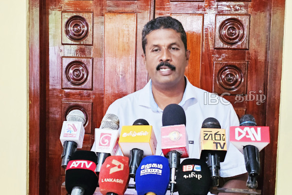 ஸ்டாலினுக்கும் விஜய்க்கும் எதிராக யாழில் விரைவில் போராட்டம்: எச்சரிக்கும் மீனவ சமூகம்! | Protest Against Stalin And Vijay Jaffna