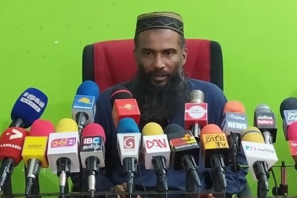 மாட்டு இறைச்சி உட்கொள்வதில் பொதுமக்கள் அச்சமடைய தேவையில்லை: சுகாதார வைத்திய அதிகாரி | People Not Need To Panic About Eating Cow Meat மாட்டு இறைச்சி உட்கொள்வதில் பொதுமக்கள் அச்சமடைய தேவையில்லை: சுகாதார வைத்திய அதிகாரி | People Not Need To Panic About Eating Cow Meat