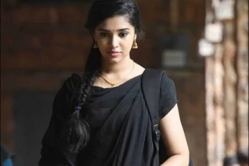17 வயது பெண் நடிகை என்று பார்க்காமல் பிரபல இயக்குனர் செய்த செயல்
