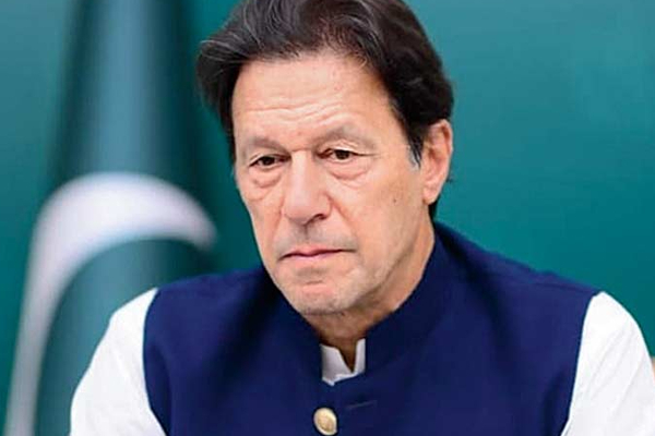 பொலிஸாருக்கு பயந்து தலைமறைவான இம்ரான் கான்! | Pak Former Prime Minister Imran Khan Absconding