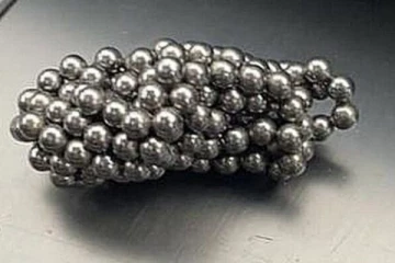 ஒரே நேரத்தில் 23 காந்தங்களை விழுங்கிய பிரித்தானியாவை சேர்ந்த 6 வயது சிறுமி! பின்னர் நடந்தது என்ன?