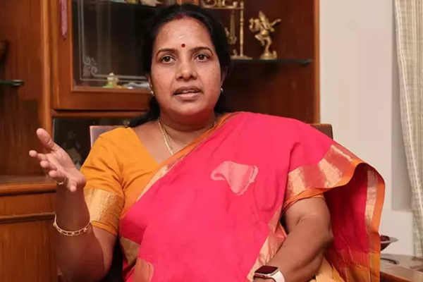 vanathi-srinivasan-slams-dmk-for-gundas-issue