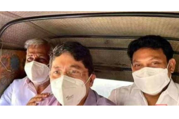 ஆட்டோவில் பயணம் செய்த அமைச்சர்கள் காரணம் என்ன? | Ministers Traveling In The Auto