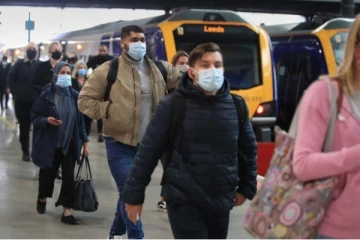 பிரித்தானியவில் ரயில் சேவைகள் ஸ்தம்பிதம் - பொது மக்களுக்கு விசேட அறிவிப்பு