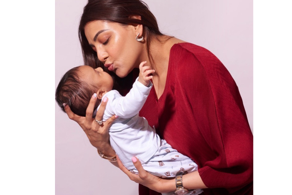 மகனுடன் அட்டகாசமான அழகில் நடிகை காஜல்! எடுத்த அதிரடி முடிவு | Kajal Agarwal Important Decision Son In Tamil