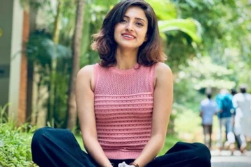 காதலர் தினத்தில் ரசிகர்களுக்கு சர்ப்ரைஸ் கொடுத்த ஆயிஷா.. சீரியல் வாய்ப்பு கூட இல்லாமல் தவிக்கும் அவலம்!