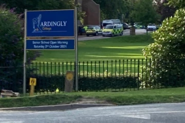 பள்ளி குழந்தைகள் மீது ஏறிய கார்! பிரித்தானியாவில் சற்றுமுன் நடந்த பயங்கரம்