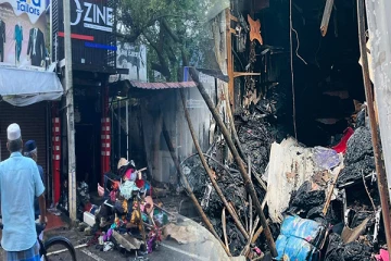 யாழ் நகரில் தீக்கிரையான வர்த்தக நிலையங்கள் (Video)