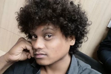 லிப்டில் மாட்டிக்கொண்டு தவித்த புகழ் ! பரபரப்பான ஹோட்டல் மாடி கட்டிடம்..