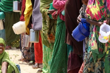 சோமாலியாவில் கடும் பஞ்சம்: கடந்த ஆண்டு மட்டும் 43,000 பேர் மரணம்!