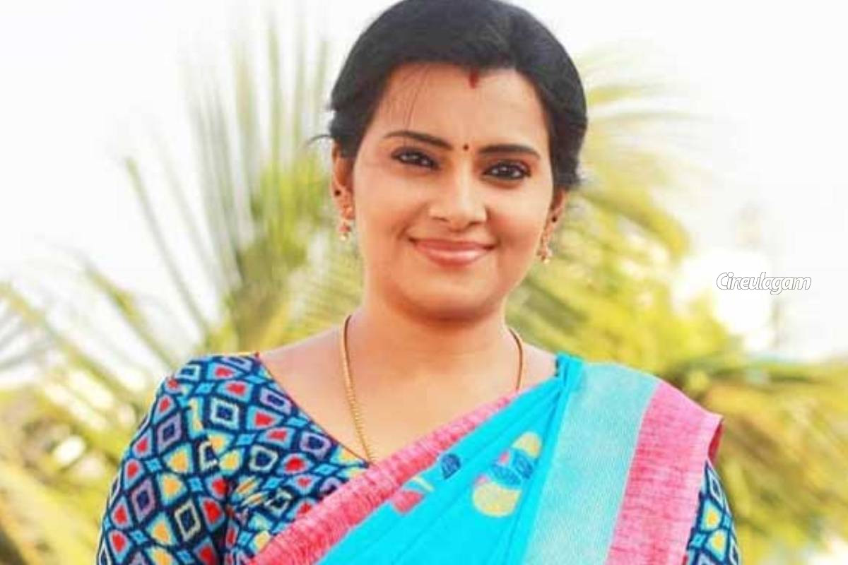திடீரென மருத்துவமனையில் அனுமதிக்கப்பட்டுள்ள சீரியல் நடிகை ஸ்ருதிராஜ்... புகைப்படங்கள் இதோ | Serial Actress Sruthiraj Admitted In Hospital திடீரென மருத்துவமனையில் அனுமதிக்கப்பட்டுள்ள சீரியல் நடிகை ஸ்ருதிராஜ்... புகைப்படங்கள் இதோ | Serial Actress Sruthiraj Admitted In Hospital