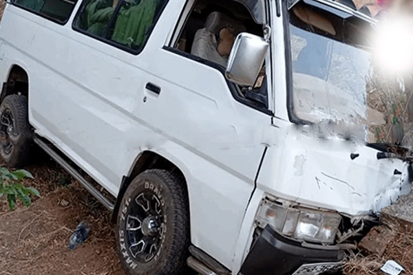 இன்று இடம்பெற்ற கோரவிபத்து; 10 பேர் காயம் | Terrible Accident Occurred Today 10 People Injured