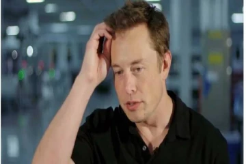 முன்னாள் ஊழியருக்கு 1000 கோடி இழப்பீடு வழங்கும் டெஸ்லா...எதற்காக தெரியுமா?