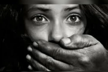 සිව් හැවිරිදි දියණියව අපයෝජනය කල පාපතර පියාට සිදු වූ දේ