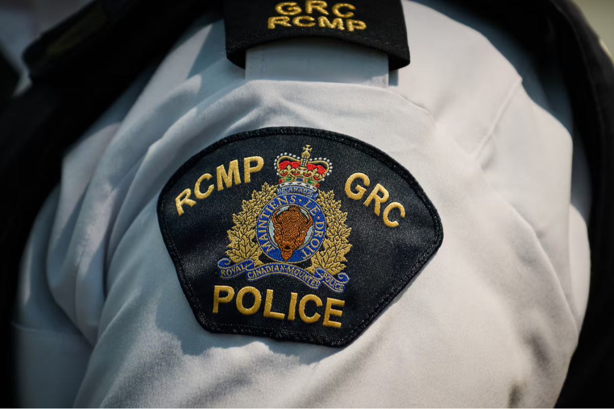 கனடா பிரதமருக்கு கொலை மிரட்டல்: கியூபெக் நபர் கைது | Quebec Man Charged For Making Death Threats