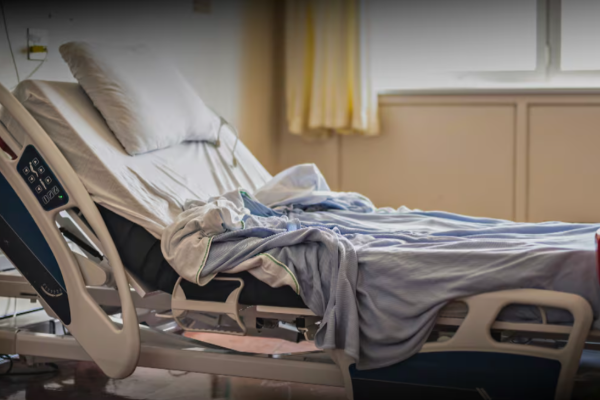 கனடாவின் இந்த மாகாணத்தில் அவசர நிலை அறிவிக்குமாறு கோரிக்கை | Alberta Emergency Hospitals