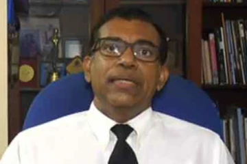 "..කිසිදු විටෙක ජනපතිට එරෙහිව විශ්වාසභංගයක් ගේන්න බෑ.." හේතුව මෙන්න..