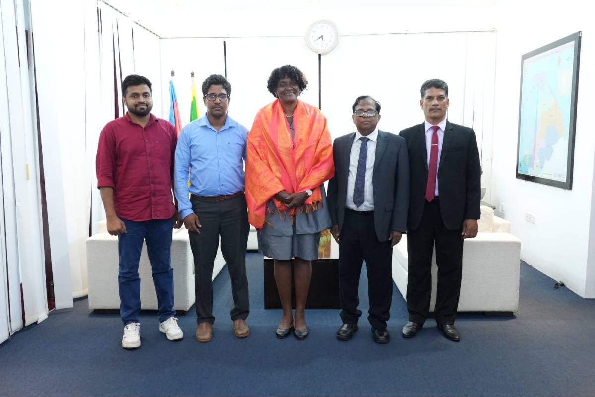வடக்கு மாகாணத்துக்கு வருகை தந்த முதலாவது கியூபத் தூதுவர் ஆளுநருடன் சந்திப்பு