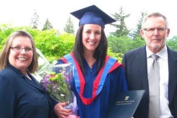 மரணப்படுக்கையில் தந்தை... கனேடியருக்கு வெளிநாட்டில் அனுமதி மறுப்பு