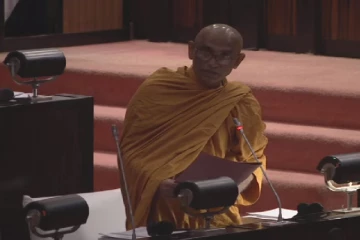 கொண்டாடும் அளவுக்கு பெரிய சுதந்திரம் இல்லை - அத்துரலியே ரதன தேரர் (Live)