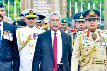 நீண்ட நாட்களின் பின் வெளியே வந்தார் கோட்டாபய! (படங்கள்)